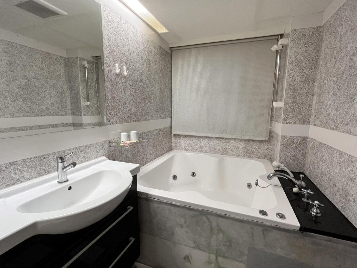 Guide Hotel Taipei Xinyi Exterior foto